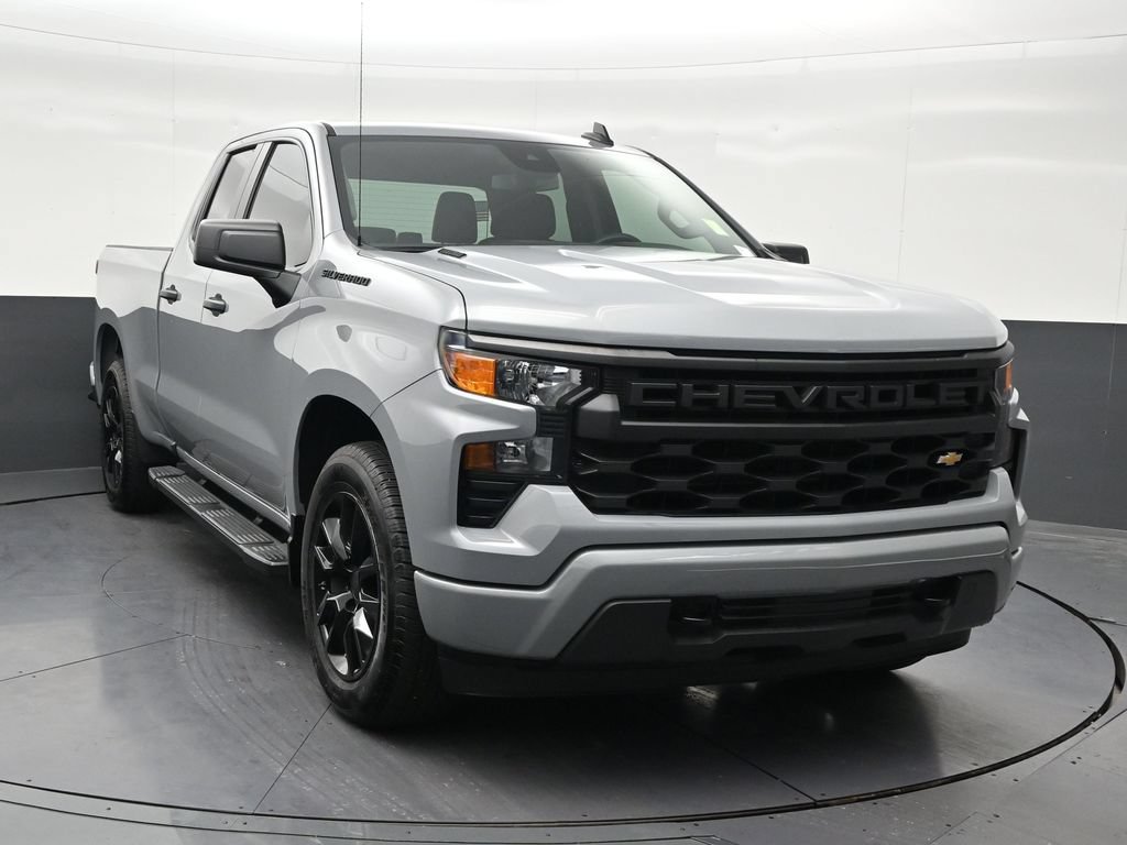 Used 2025 Chevrolet Silverado 1500 Custom RWD image 8