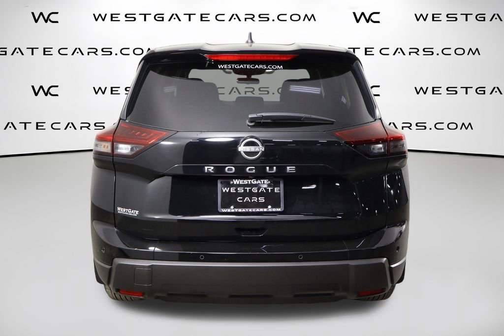 Used 2025 Nissan Rogue S image 45
