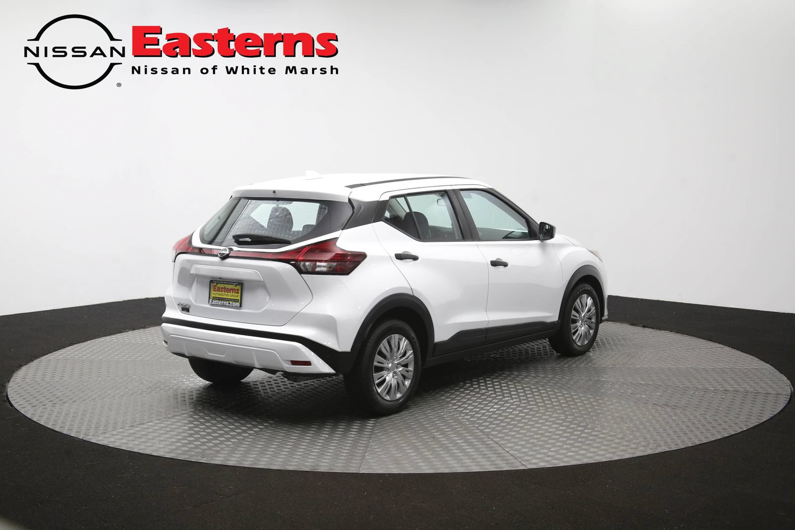 Used 2023 Nissan Kicks S FWD image 43