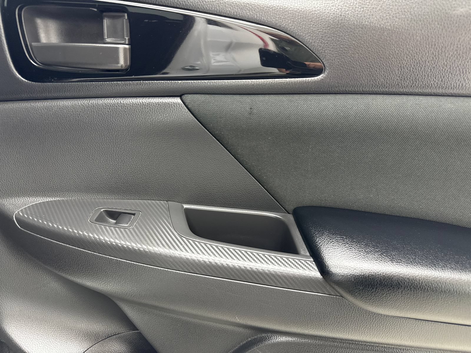Used 2018 Mitsubishi Eclipse Cross ES FWD image 45