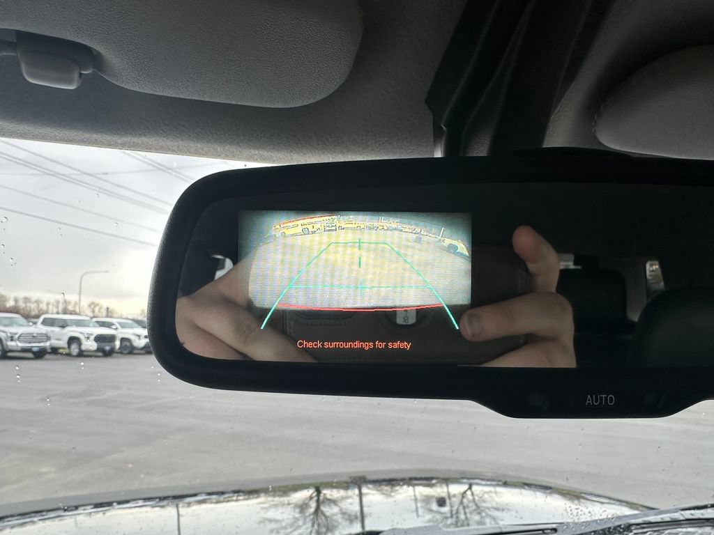 Used 2013 Toyota FJ Cruiser 4WD w/ Convenience Pkg image 19