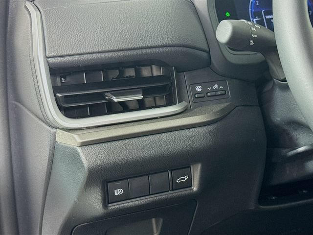 Certified 2024 Toyota Grand Highlander AWD image 19