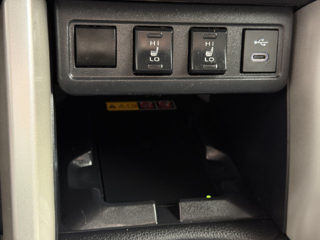 Used 2024 Toyota Corolla Cross XLE w/ Convenience Package FWD image 20