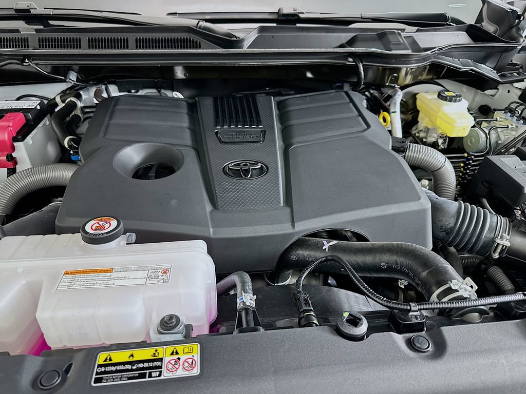 Certified 2026 Toyota Tundra Limited RWD image 31