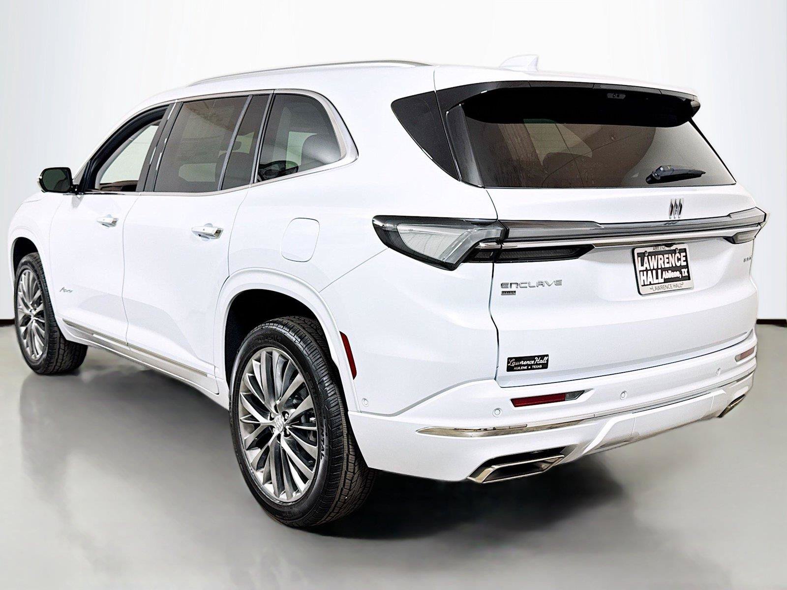 New 2026 Buick Enclave Avenir w/ Super Cruise Package AWD/4WD image 3