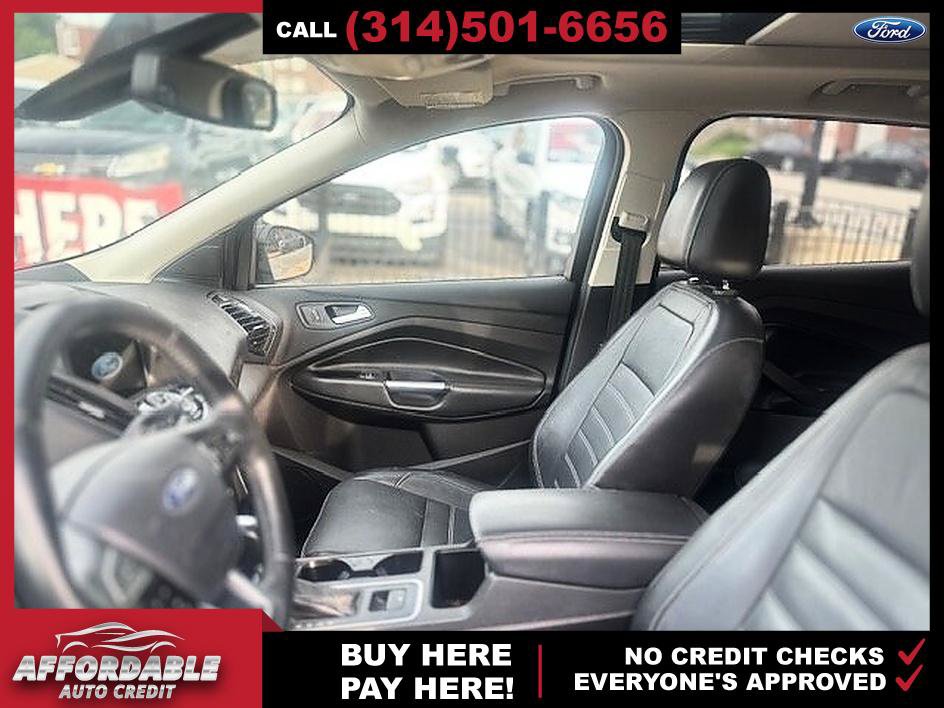 Used 2017 Ford Escape Titanium AWD/4WD image 9