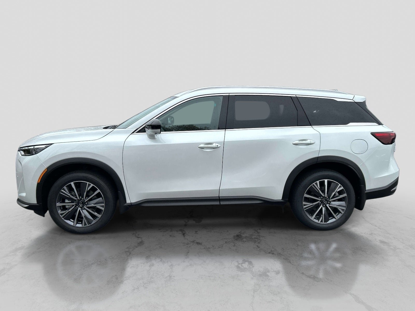 New 2027 INFINITI QX60 Luxe w/ Cargo Package AWD/4WD image 2