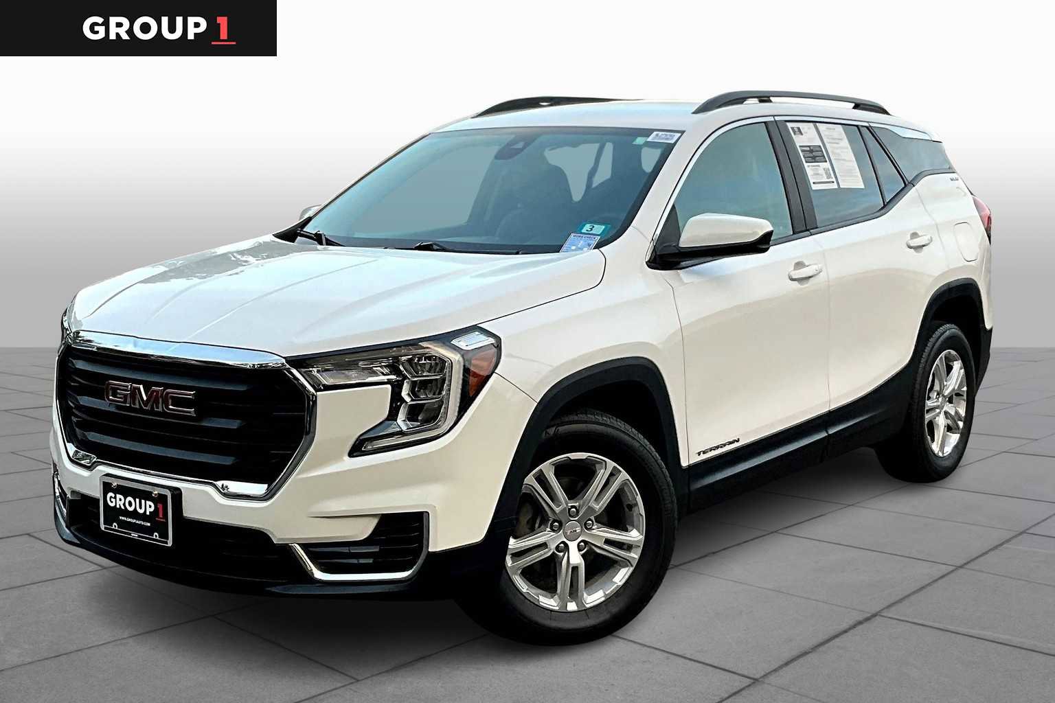 Used 2022 GMC Terrain SLE w/ Driver Convenience Package