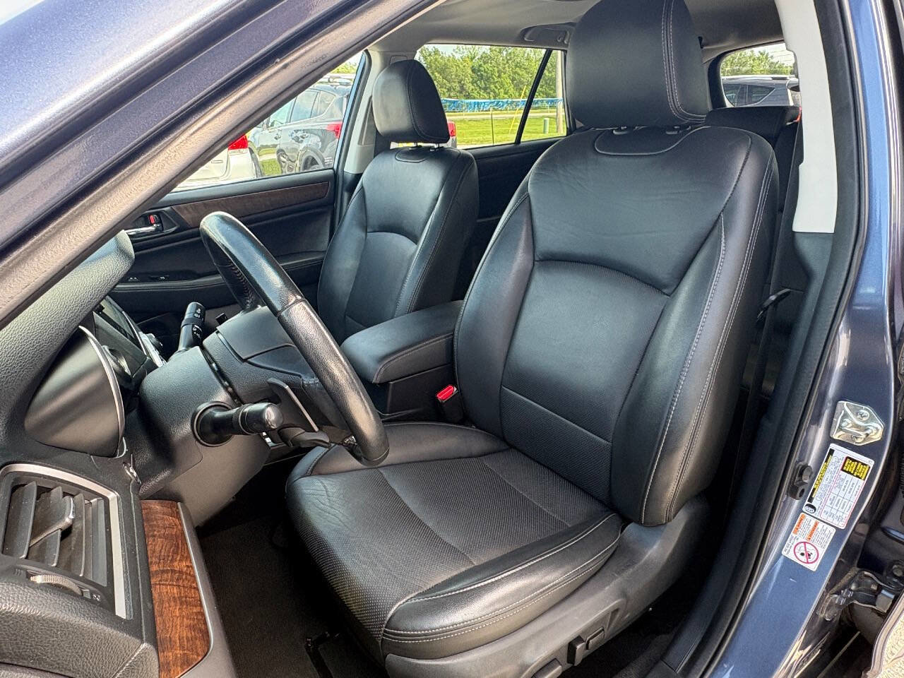 Used 2015 Subaru Outback 2.5i Limited AWD/4WD image 18
