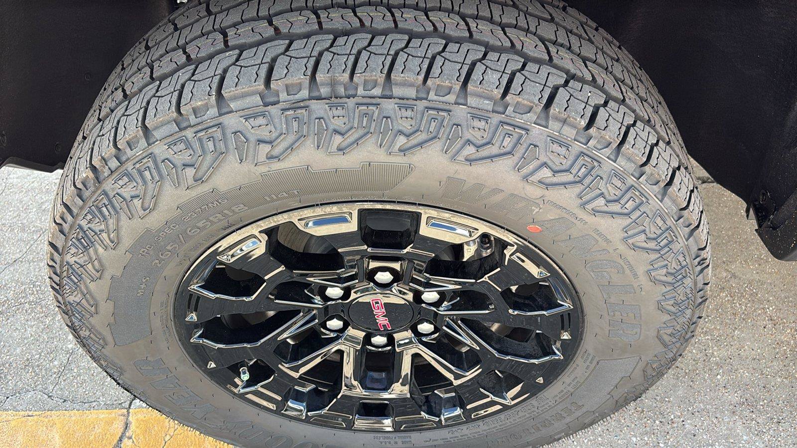 New 2026 GMC Canyon Elevation w/ Convenience Package RWD image 14