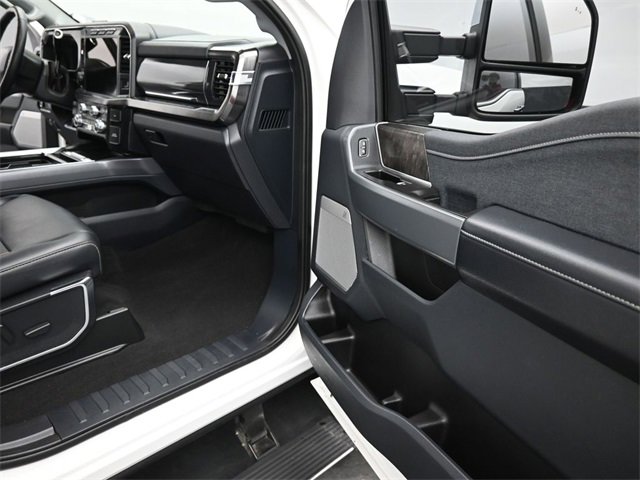 Used 2024 Ford F250 Lariat w/ Lariat Ultimate Package image 23