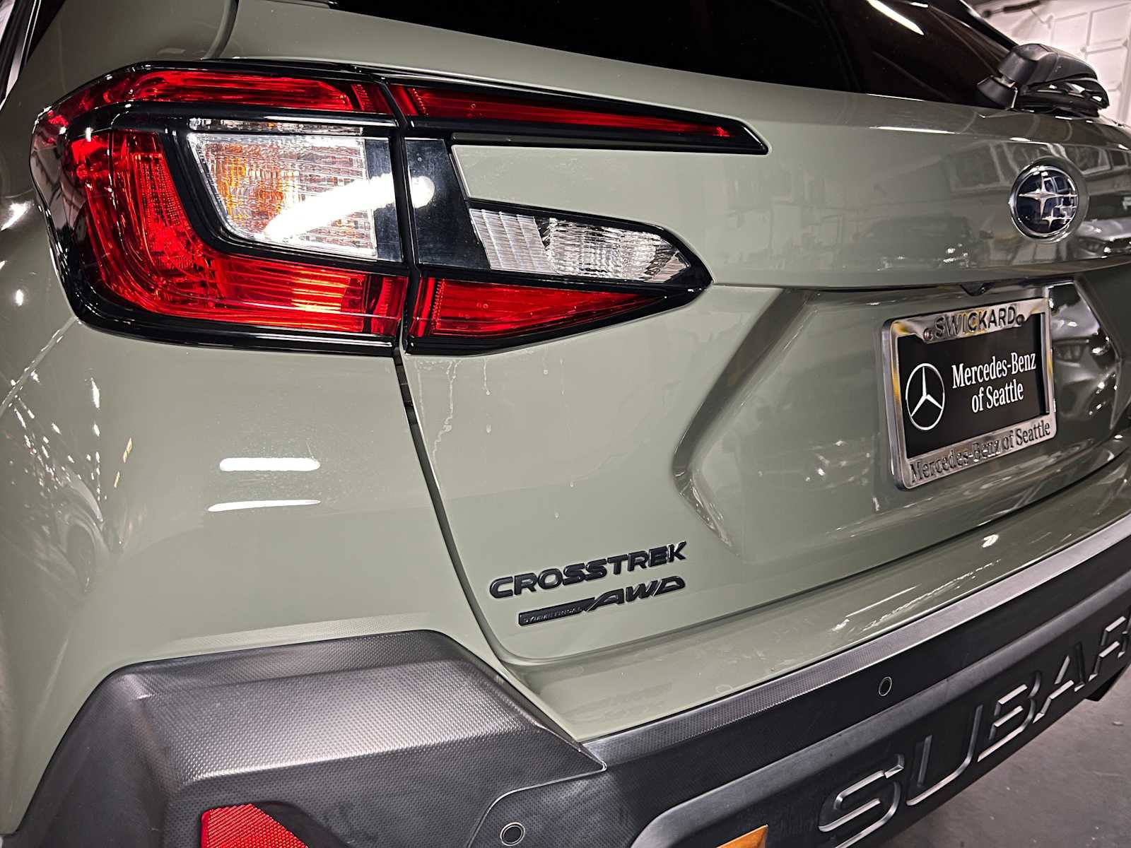 Used 2024 Subaru Crosstrek 2.5i Wilderness w/ Crosstrek Mirror Package AWD/4WD image 14