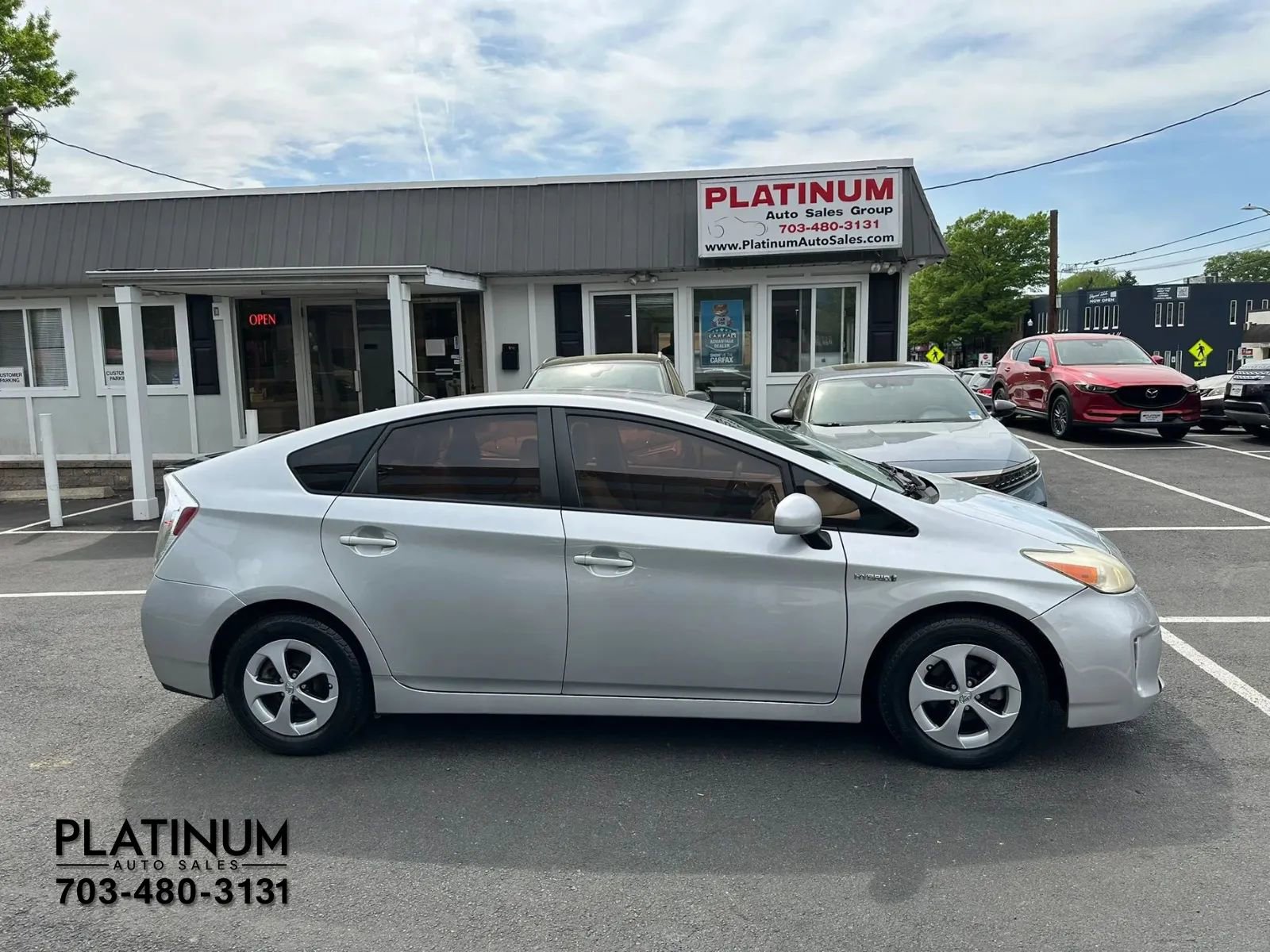 Used 2010 Toyota Prius Two image 2