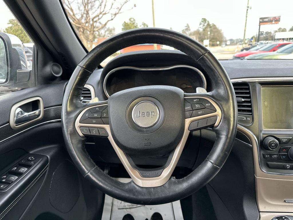 Used 2015 Jeep Grand Cherokee Limited w/ Luxury Group II image 14