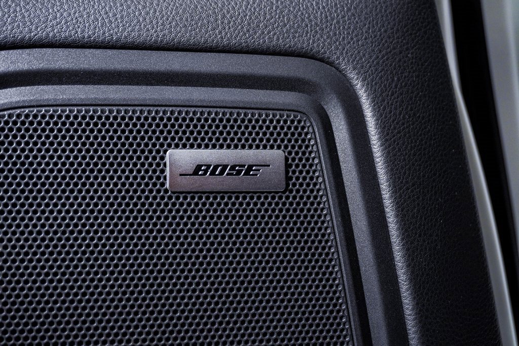 Certified 2025 Porsche Macan image 27