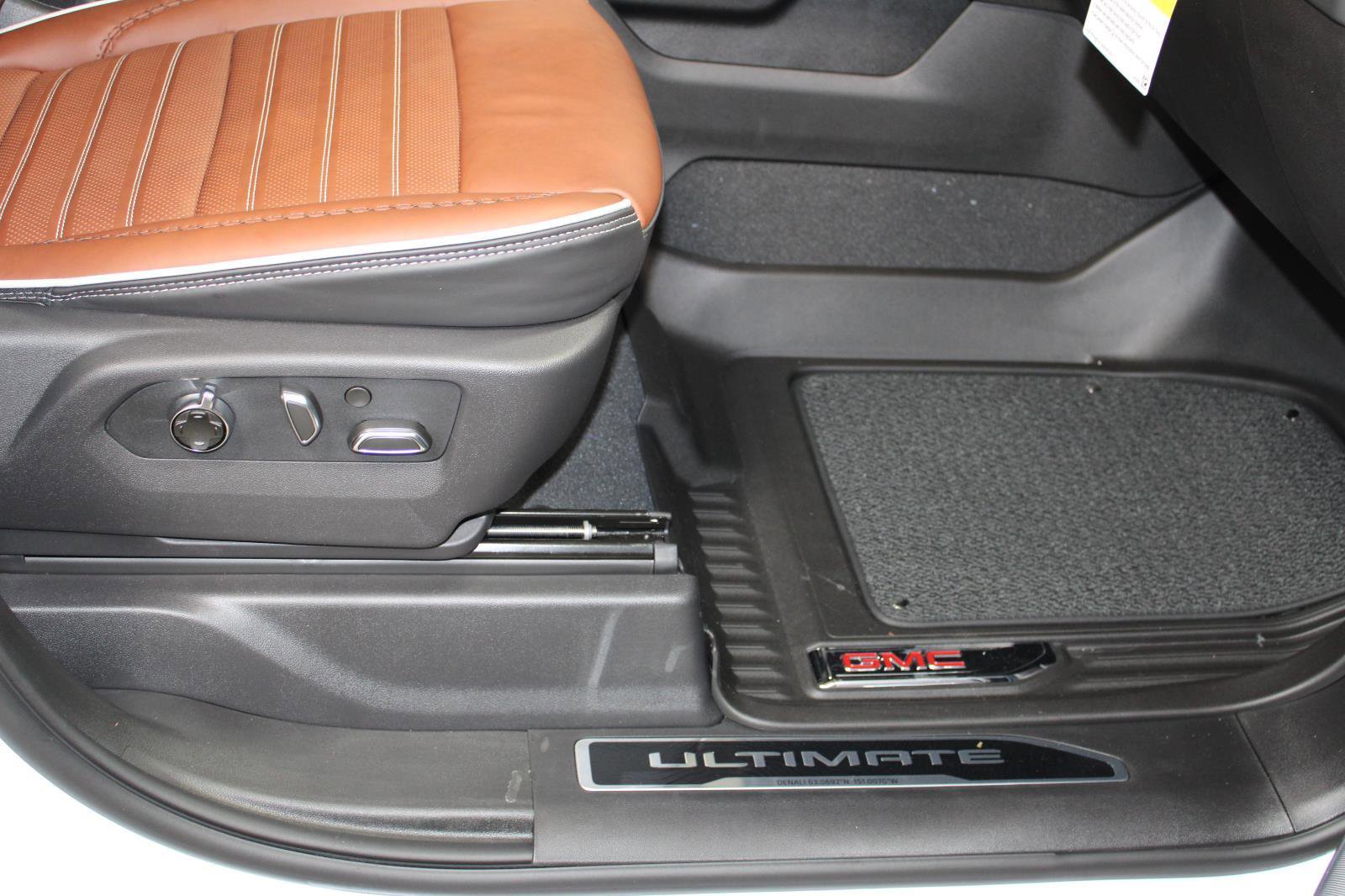 New 2026 GMC Sierra 1500 Denali Ultimate image 16