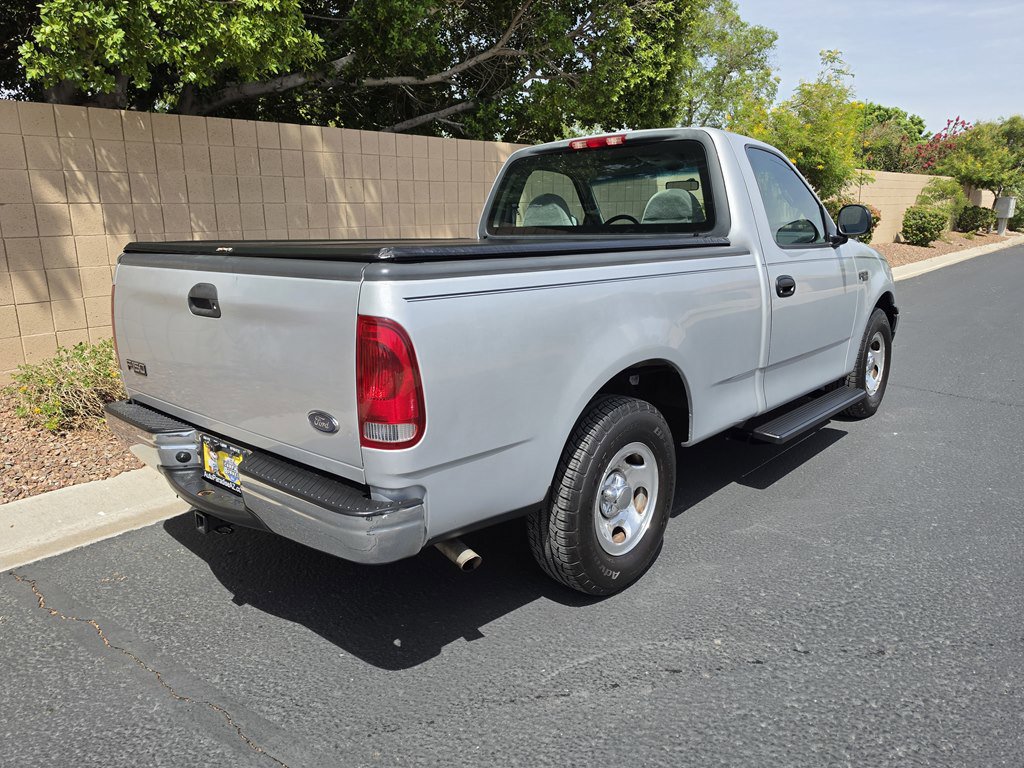 Used 2000 Ford F150 XL RWD image 3