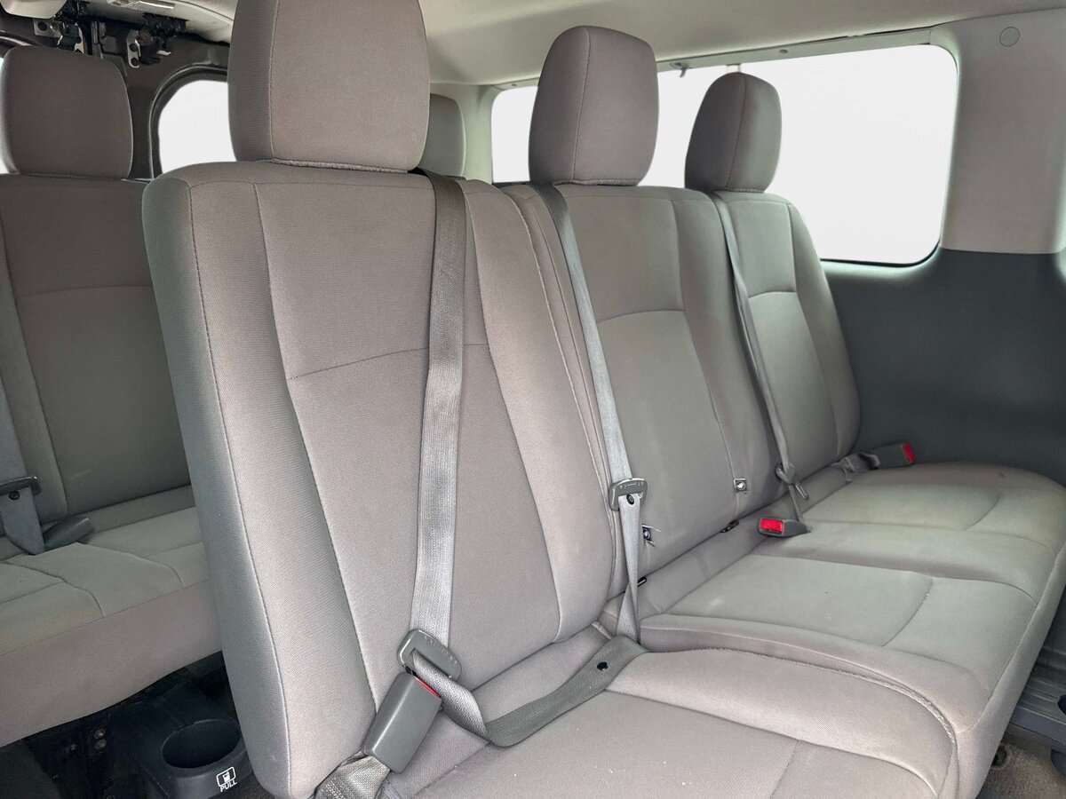 Used 2015 Nissan NV 3500 SV w/ Technology Package RWD image 12