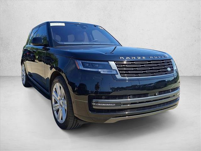 Used 2023 Land Rover Range Rover SE AWD/4WD image 3