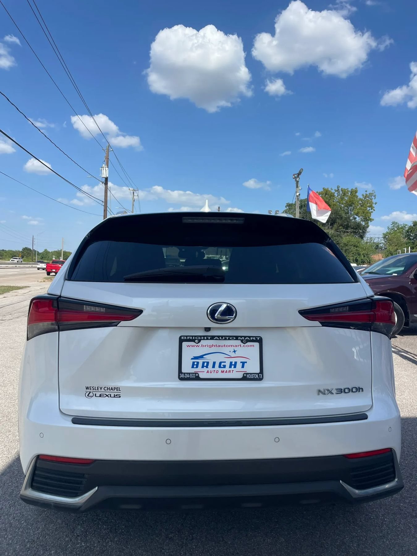 Used 2020 Lexus NX 300h AWD w/ Comfort Package image 3