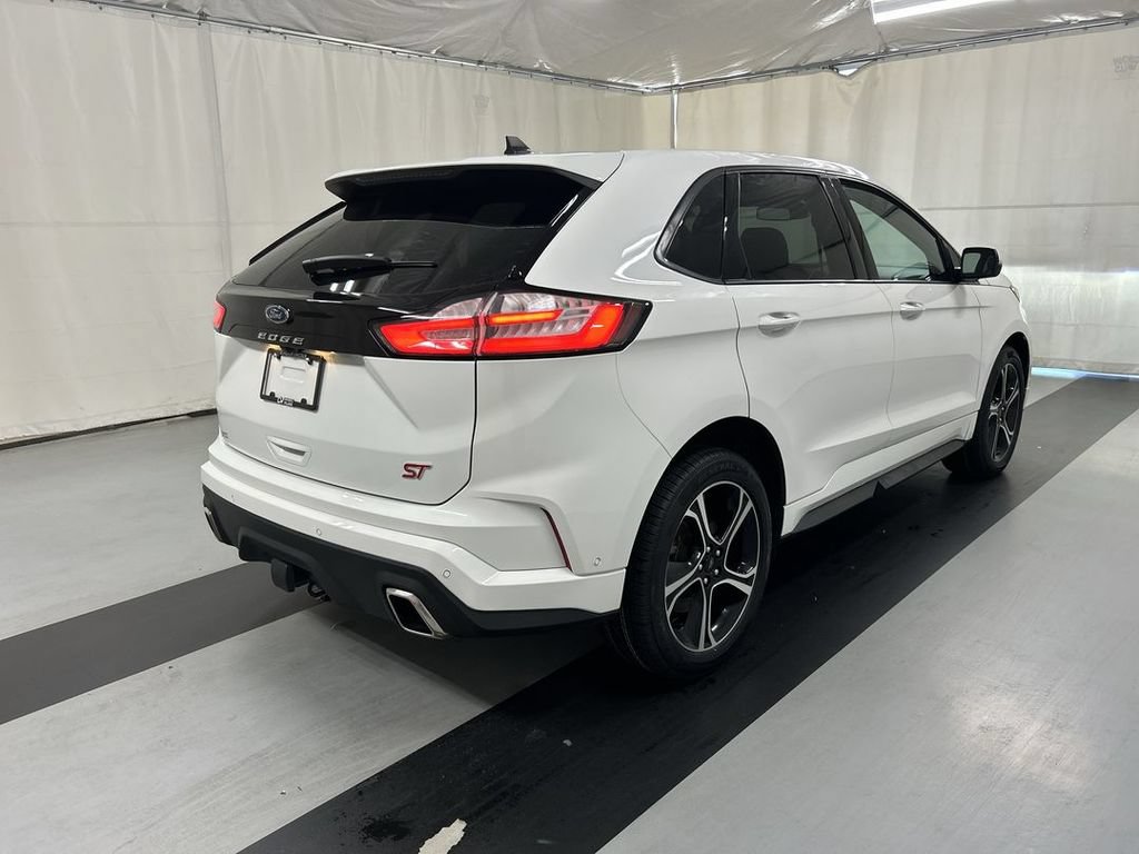 Used 2024 Ford Edge ST w/ Equipment Group 401A AWD/4WD image 2