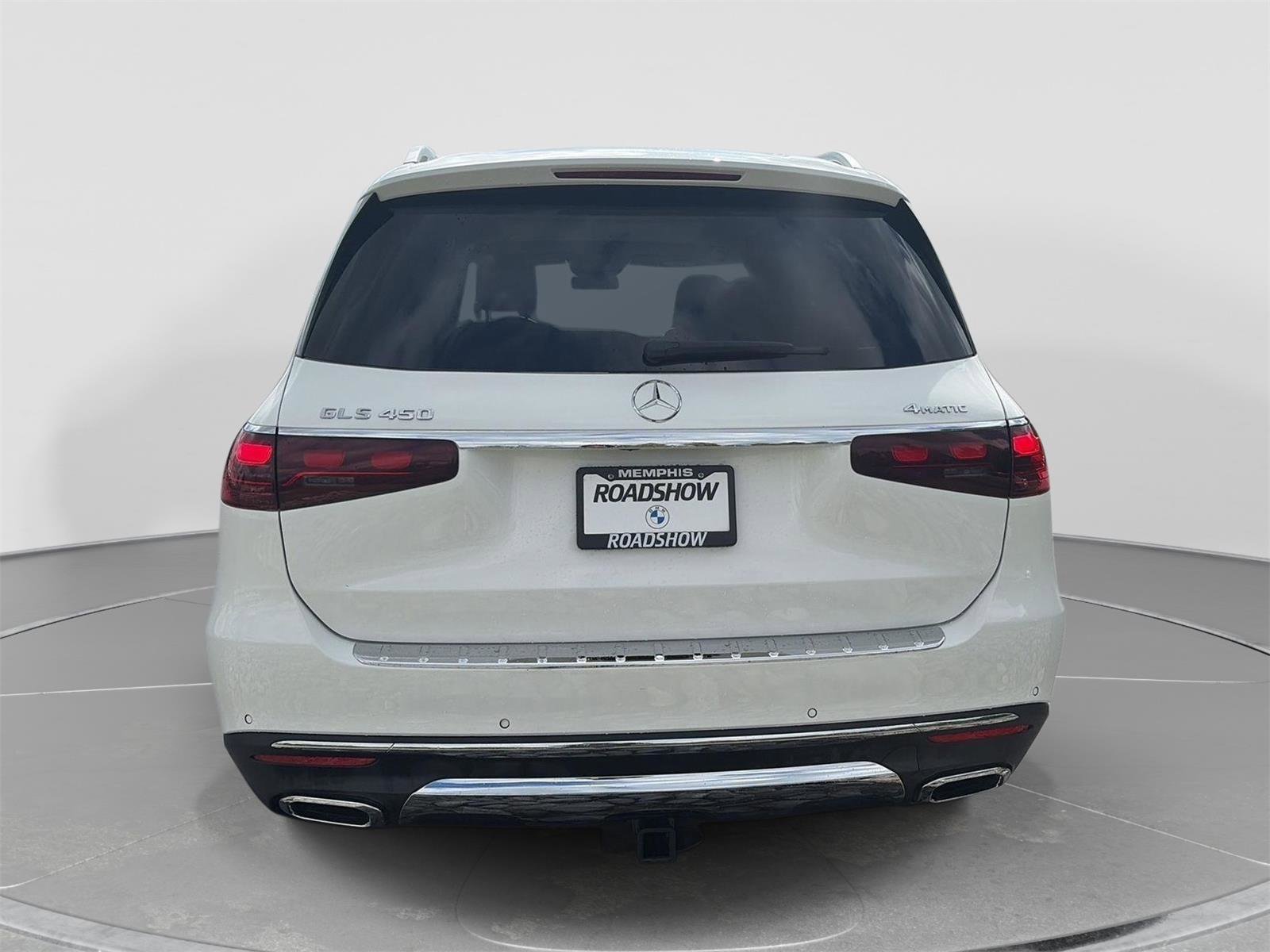 Used 2024 Mercedes-Benz GLS 450 4MATIC image 4