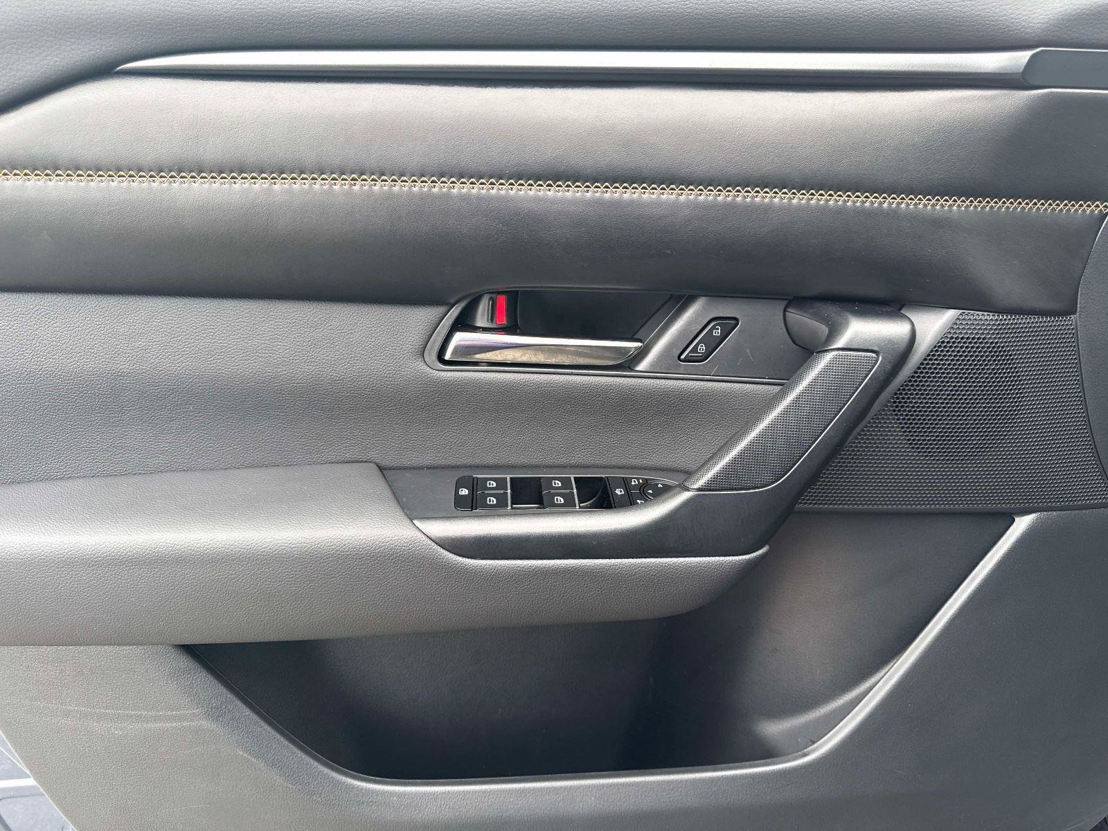 Certified 2025 MAZDA CX-50 2.5 Hybrid w/ Weather Package image 22