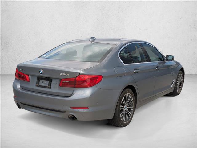Used 2020 BMW 530i xDrive w/ Premium Package AWD/4WD image 5