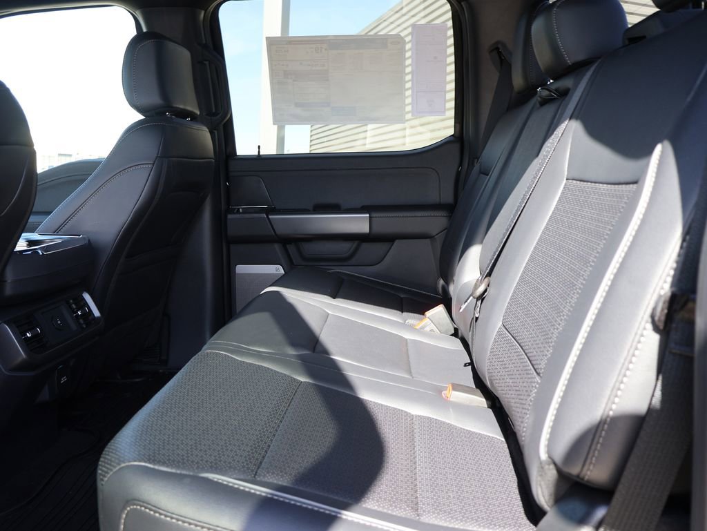 New 2025 Ford F150 Lariat w/ Equipment Group 501A Mid image 18