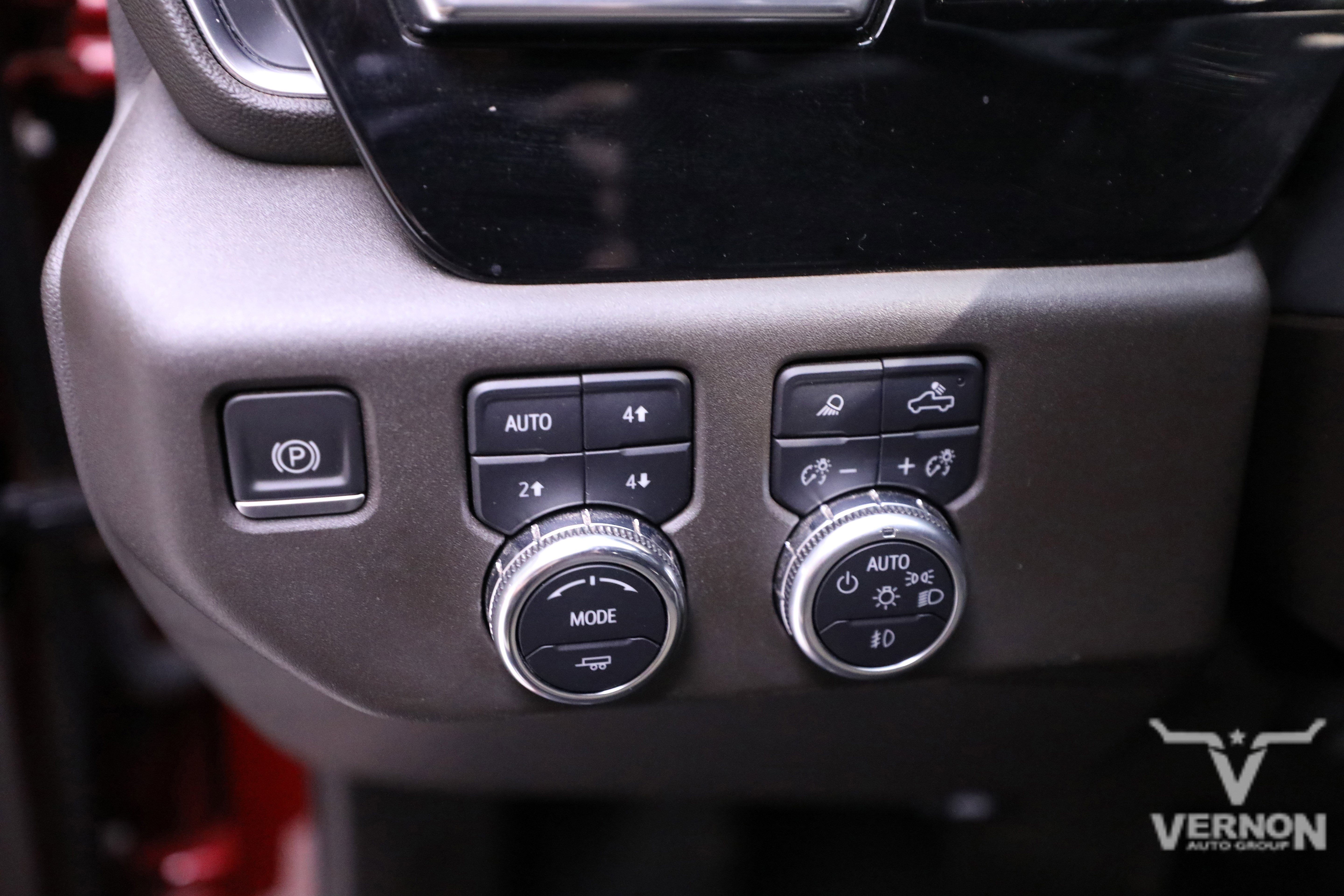 Used 2022 GMC Sierra 1500 SLT w/ X31 Off-Road Package image 16