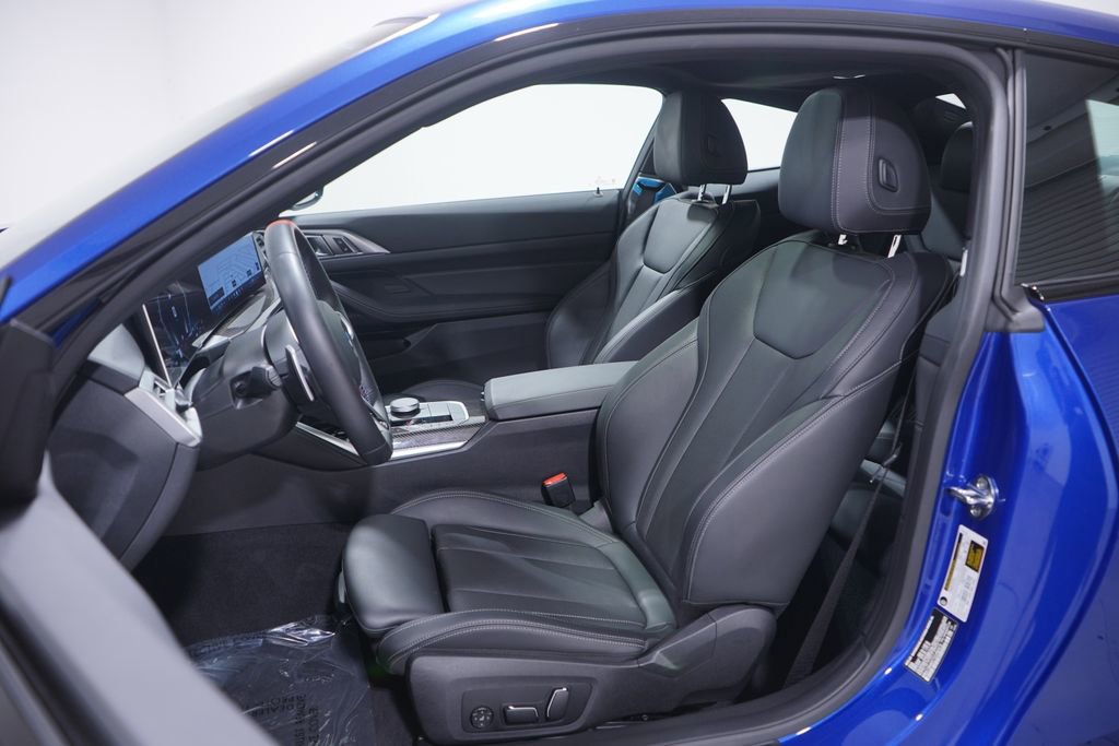 Used 2026 BMW M440i Coupe w/ Parking Assistance Package image 7