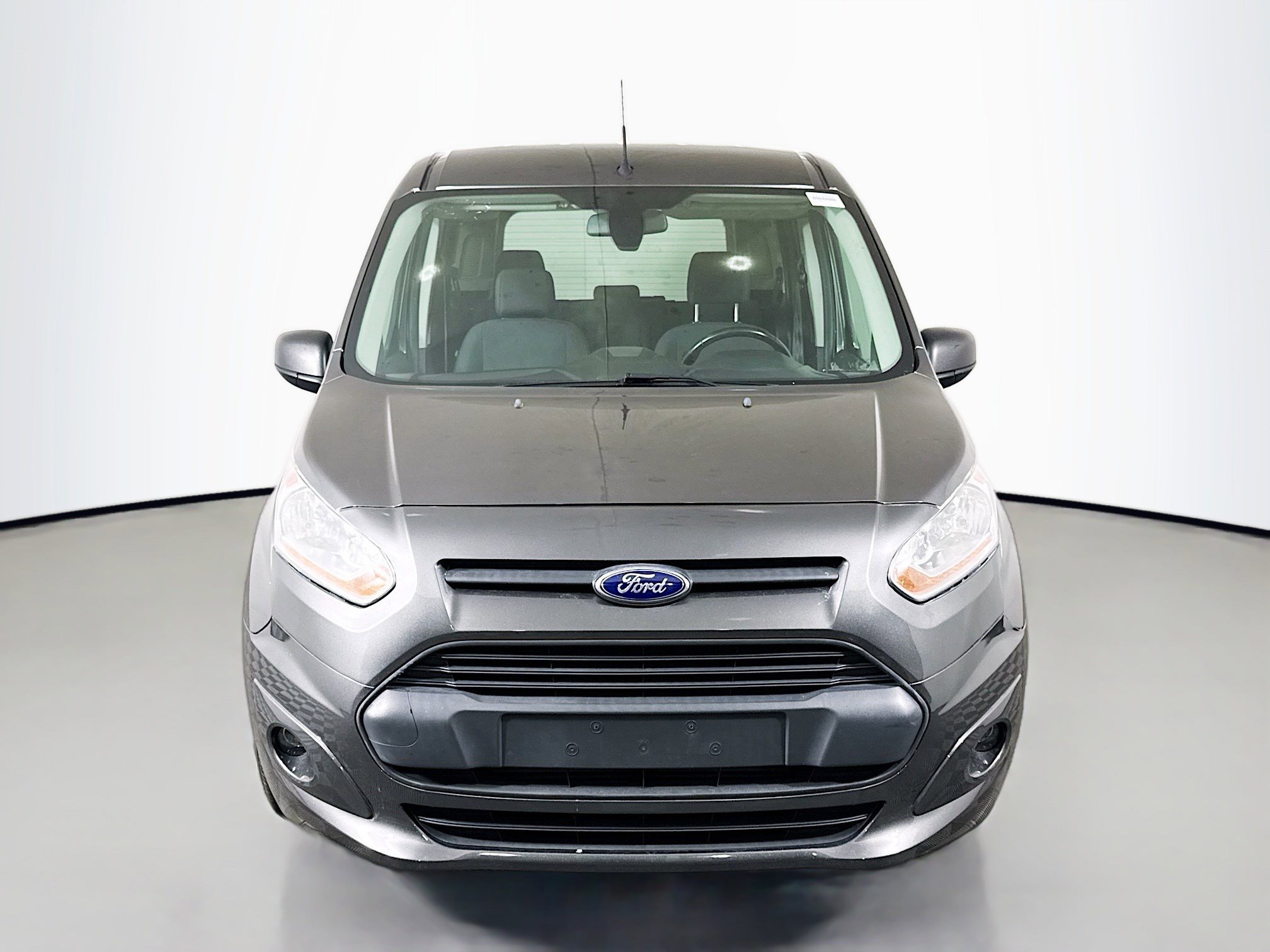 Used 2016 Ford Transit Connect XLT image 2