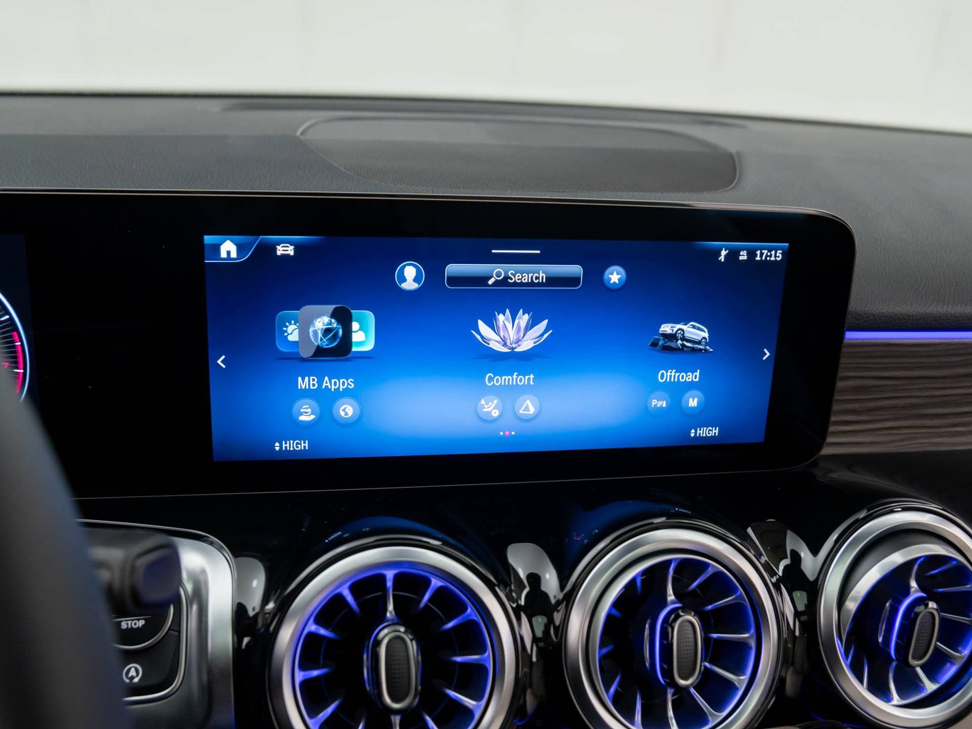 New 2026 Mercedes-Benz GLB 250 4MATIC image 28