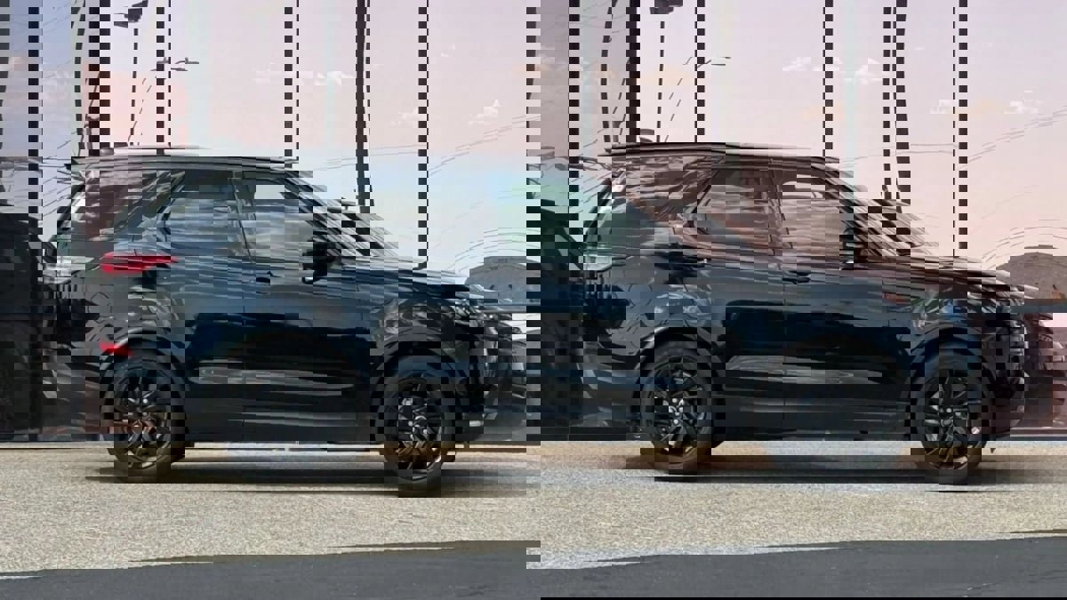 Used 2019 Land Rover Discovery HSE image 22