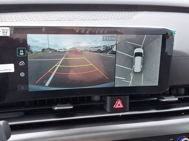 New 2025 Kia Carnival SX Prestige FWD image 12