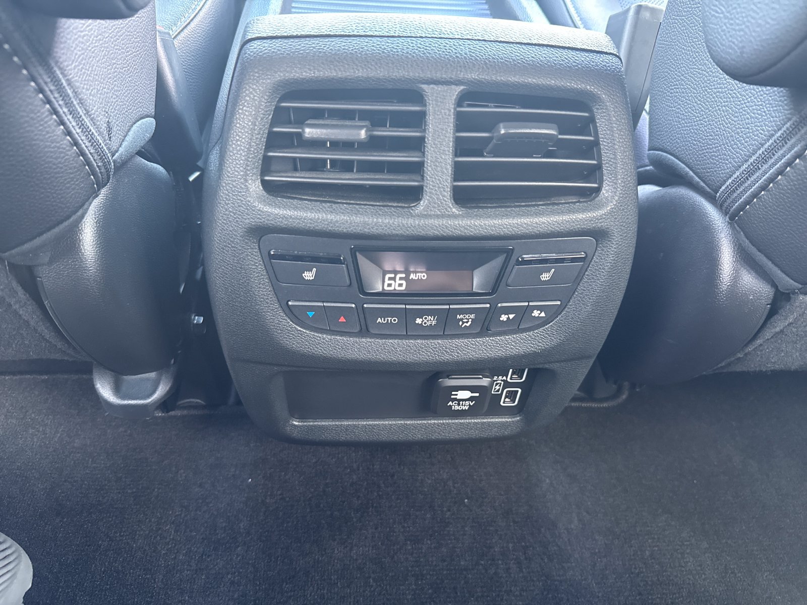 Used 2022 Honda Passport Elite image 12