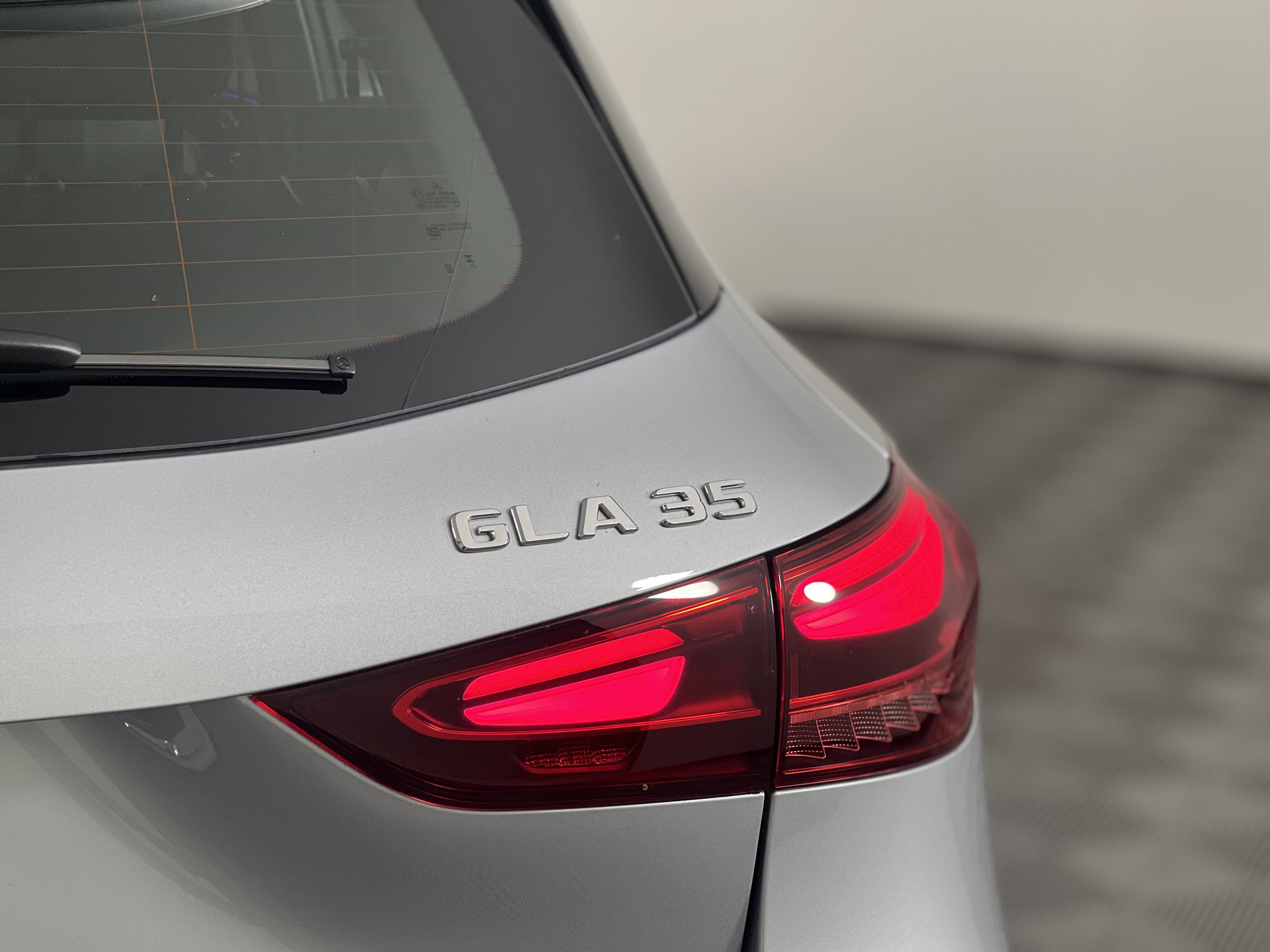 New 2026 Mercedes-Benz GLA 35 AMG 4MATIC image 12