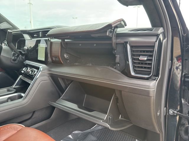 Used 2024 GMC Sierra 2500 Denali Ultimate image 59