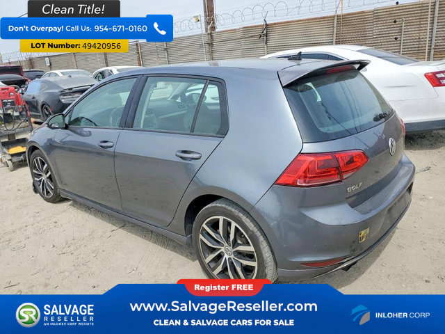 Used 2015 Volkswagen Golf 4-Door image 3