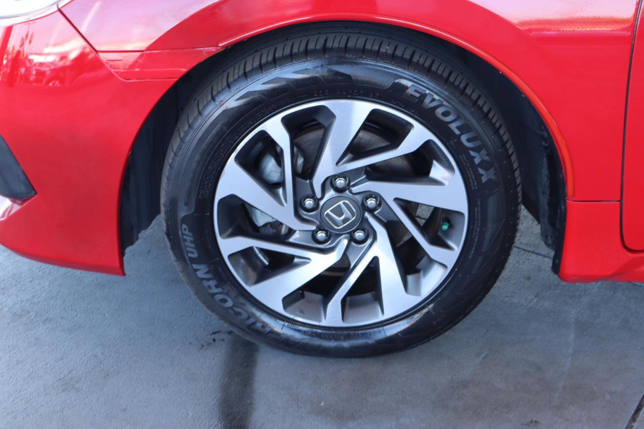 Used 2018 Honda Civic EX image 12