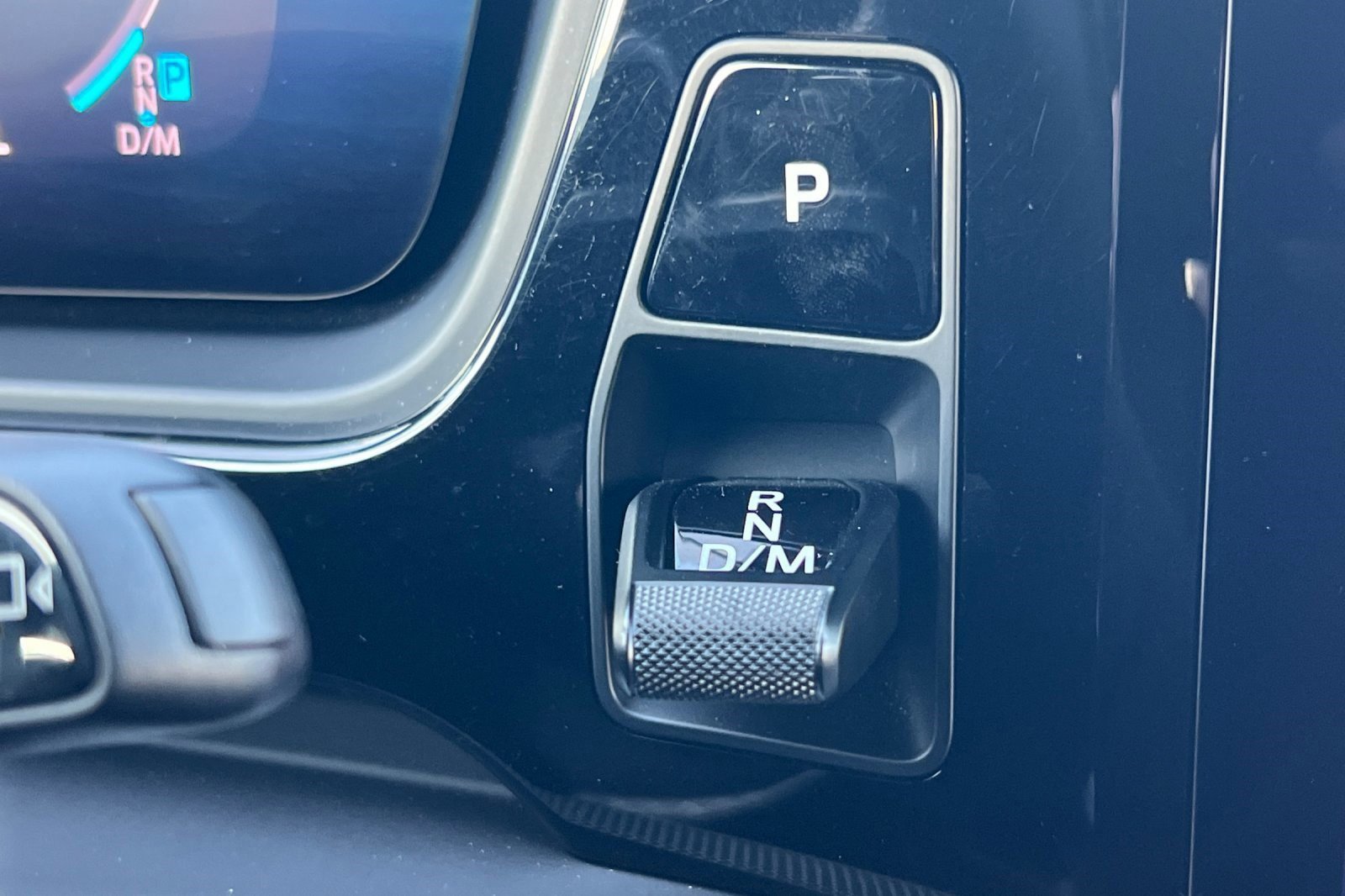 Used 2024 Porsche Cayenne image 15