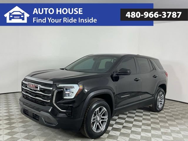 Used 2025 GMC Terrain Elevation FWD image 1
