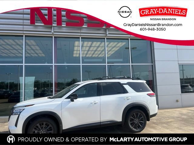 New 2026 Nissan Pathfinder SL w/ SL Premium Package