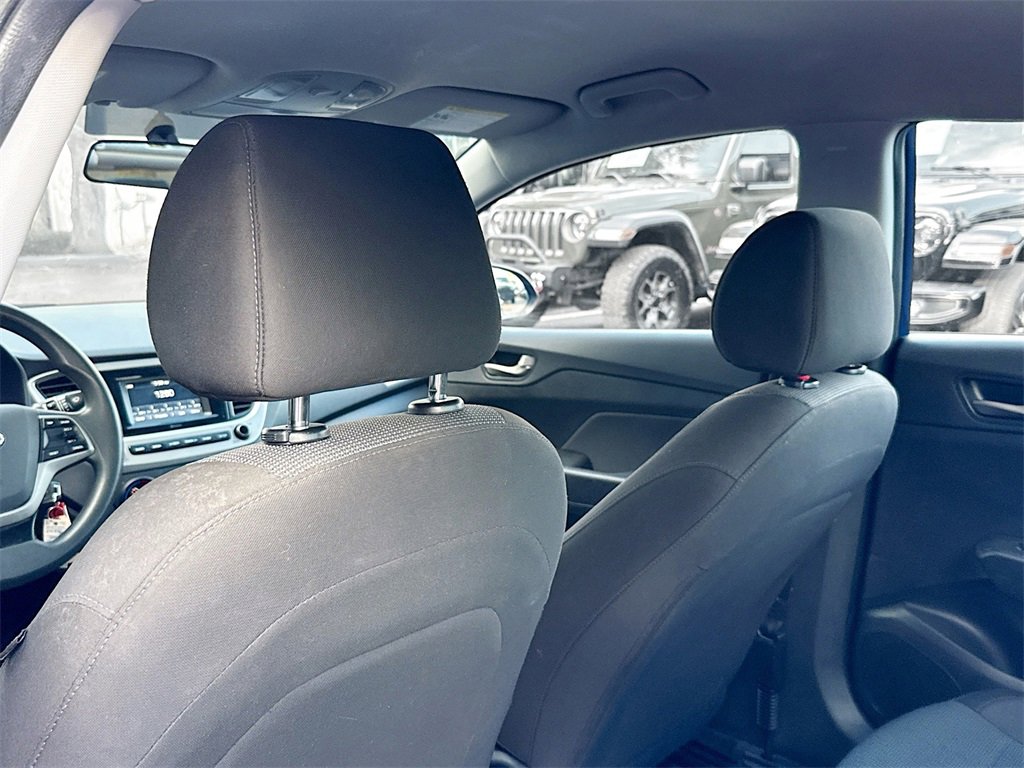 Used 2020 Hyundai Accent SE image 28