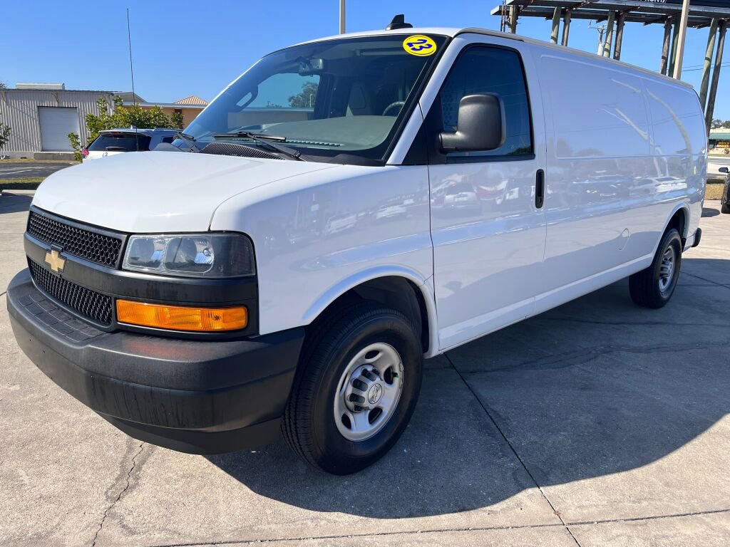 Used 2023 Chevrolet Express 2500 Extended image 7