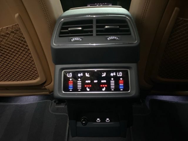 Used 2024 Audi Q8 e-tron Premium Plus w/ Premium Plus Package AWD/4WD image 76