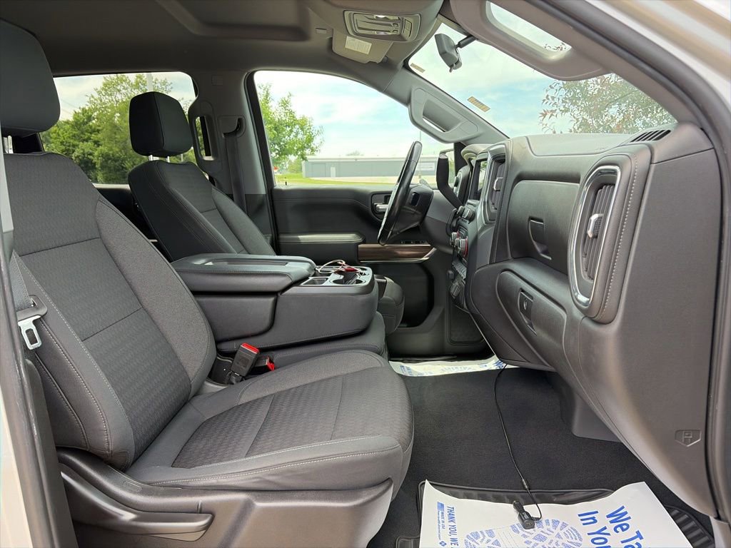 Used 2021 Chevrolet Silverado 1500 LT AWD/4WD image 31
