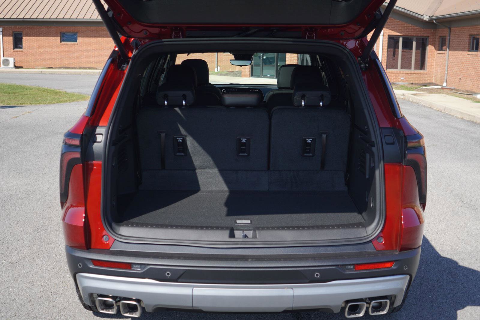 New 2026 Chevrolet Traverse Z71 w/ Enhanced Driving Package image 5