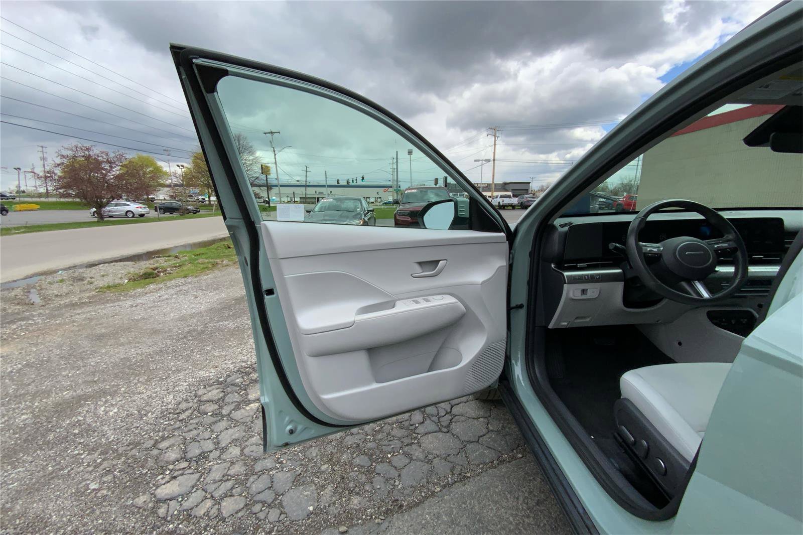 Used 2024 Hyundai Kona SEL AWD/4WD image 19