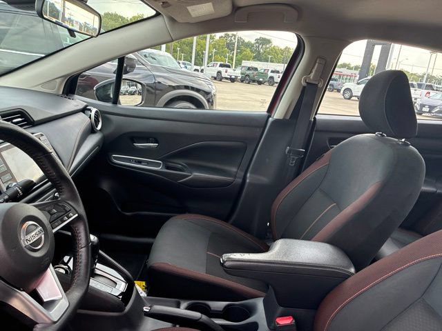 Used 2021 Nissan Versa SR FWD image 16
